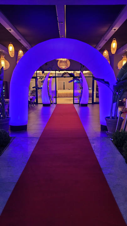 Gastro Jacaranda Luxury Resort