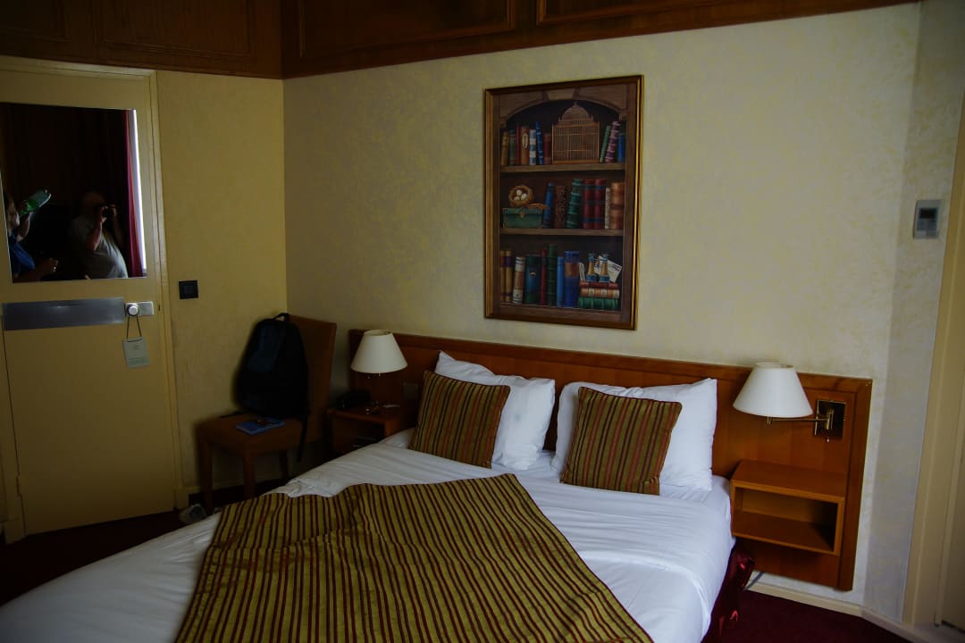 Bequemes  Bett Hotel Le Dauphin