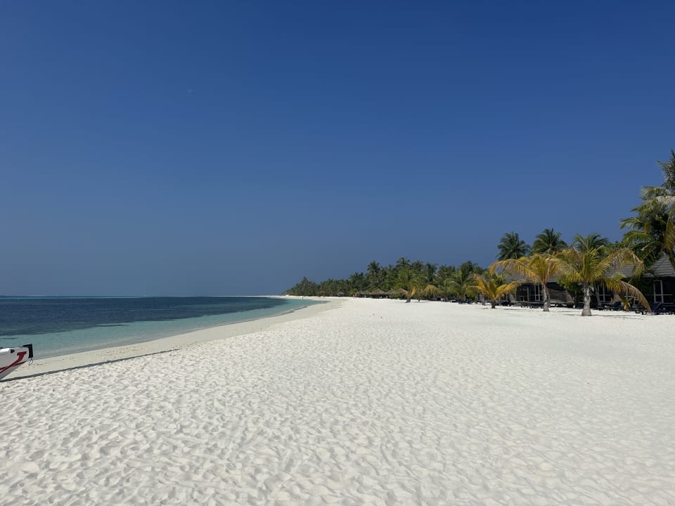 Strand Kuredu Island Resort & Spa