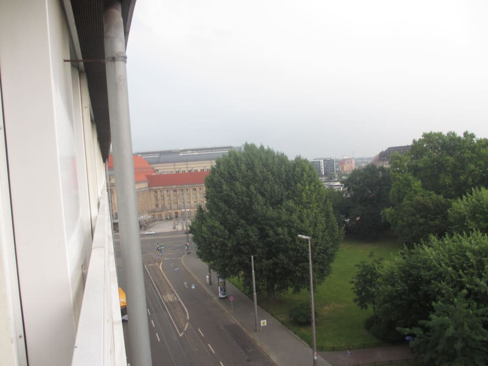 Blick aus dem Fenster III Vienna House Easy by Wyndham Leipzig
