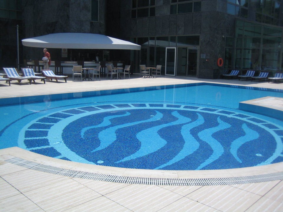 Pool Adana HiltonSA
