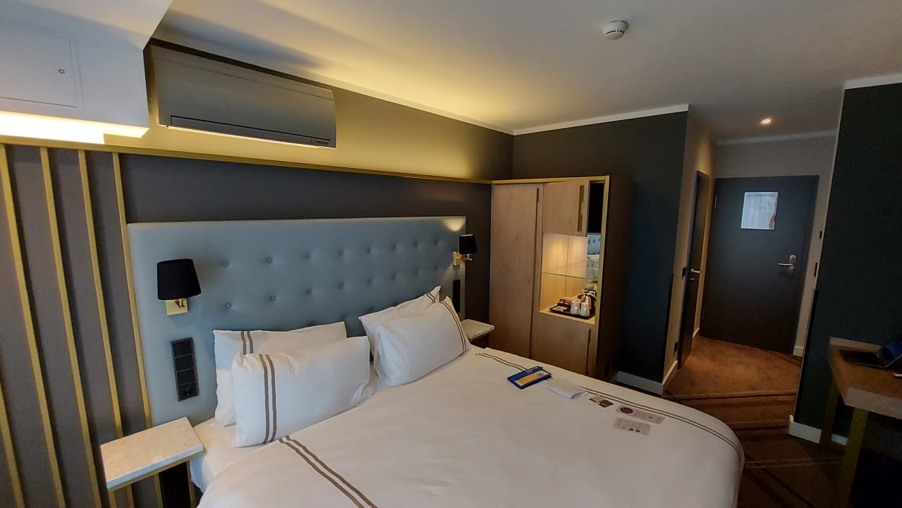 Zimmer Premier Inn Saarbrücken City Centre