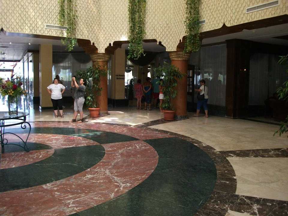 Лобби Le Jardin Aqua Park Resort