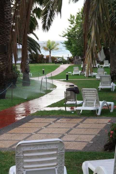 Weg zum Restaurant/Meer Bull Costa Canaria & Spa - Adults only