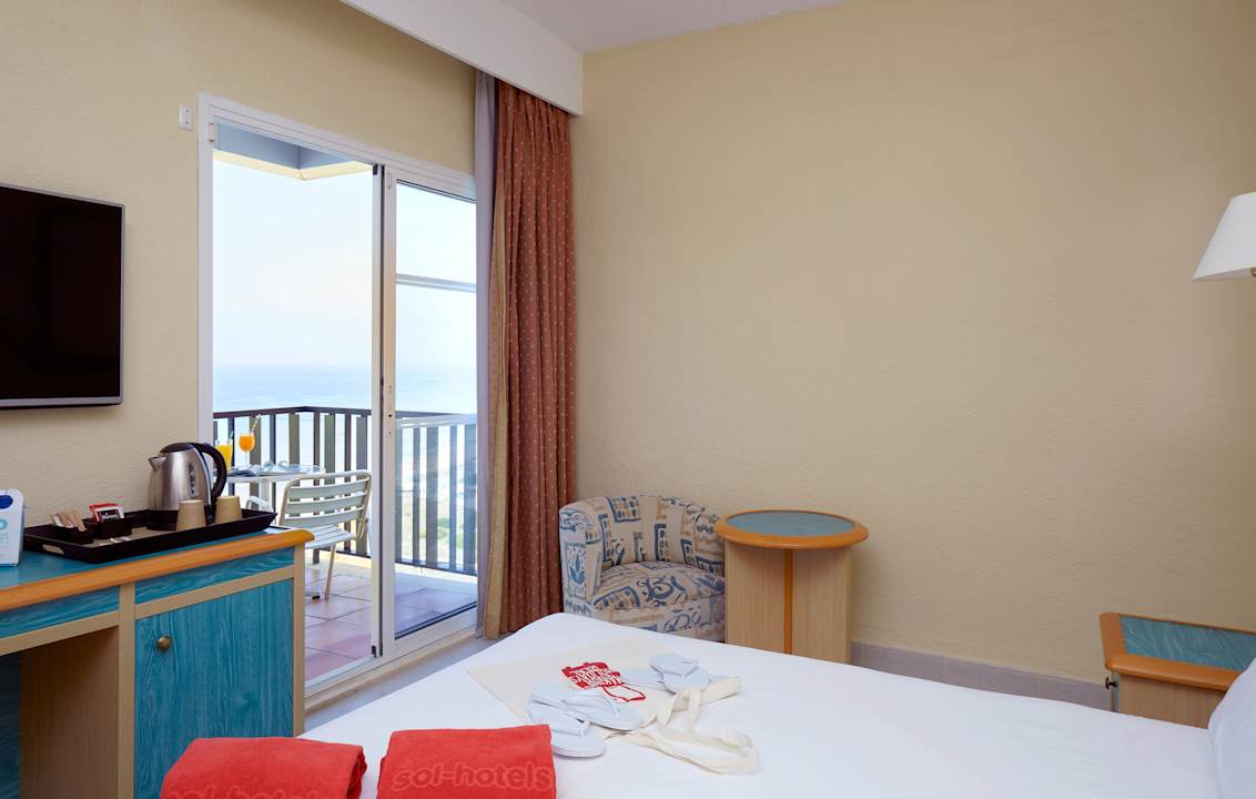 Zimmer Sol Milanos Pinguinos by Melia