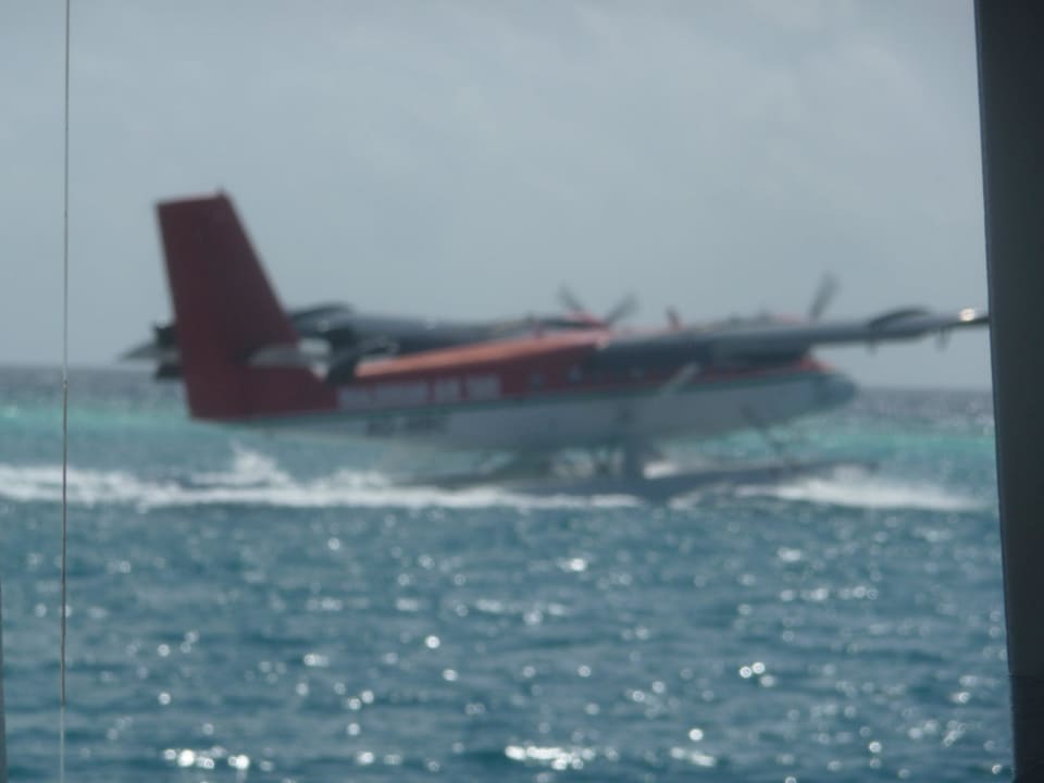 Abflug Maledivs Air Taxi Filitheyo Island Resort