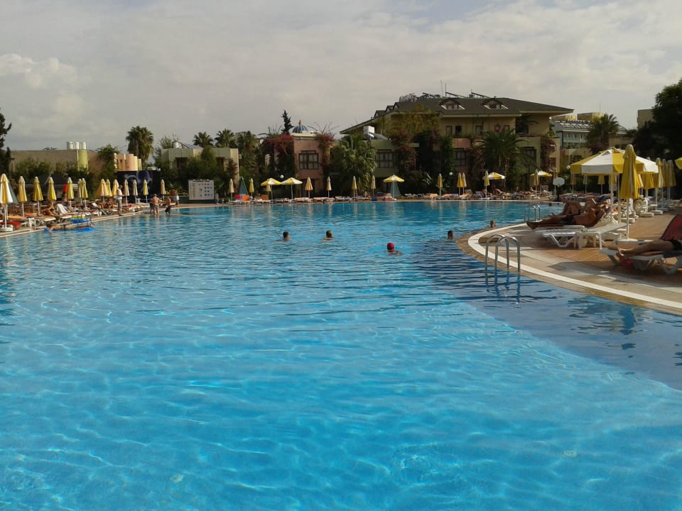 Activitypool VONRESORT Golden Beach