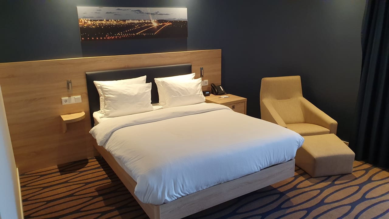Zimmer Hampton By Hilton Frankfurt Airport