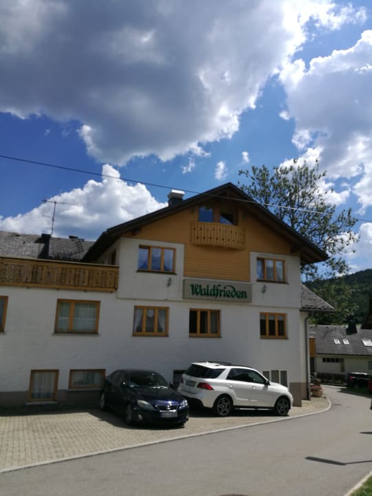 Außenansicht derWaldfrieden naturparkhotel