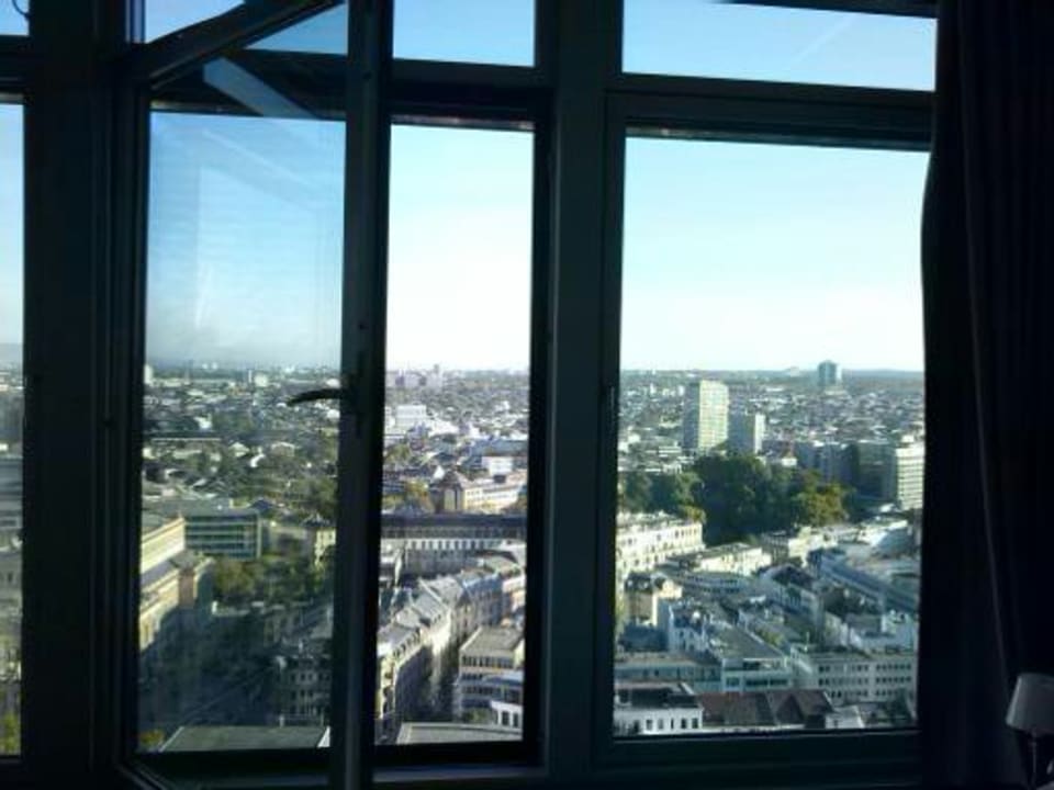 Ausblick INNSIDE by Meliá Frankfurt Eurotheum