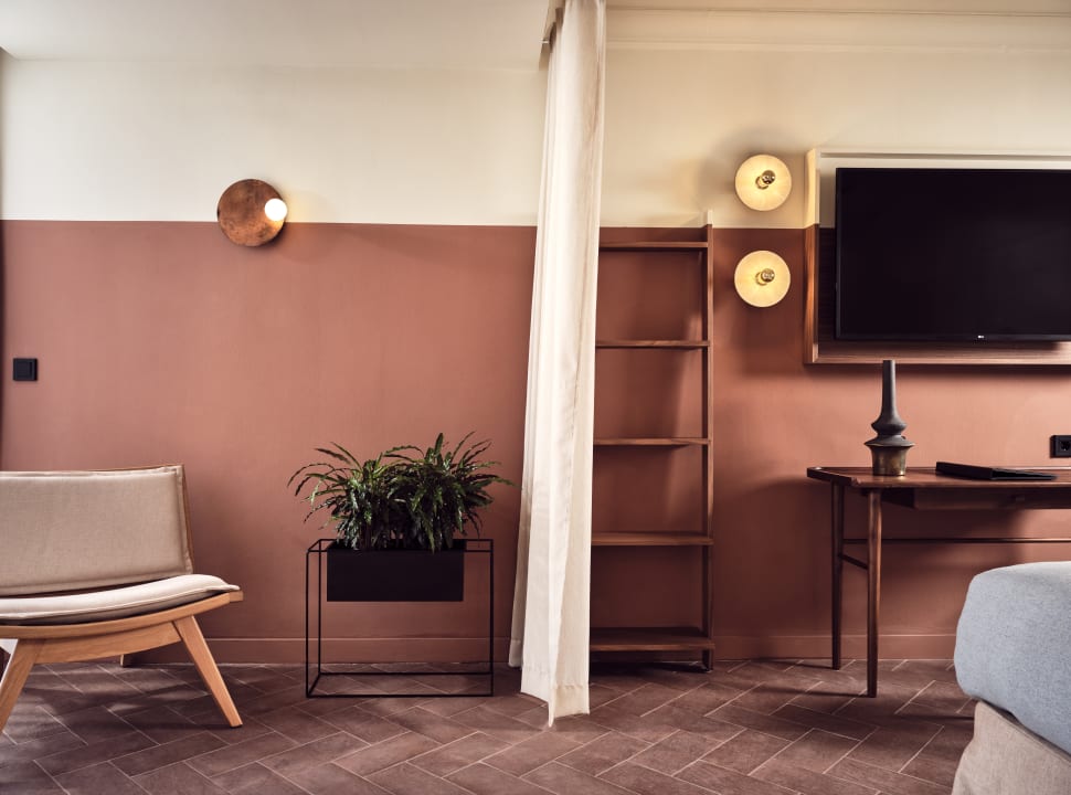 Zimmer Domes Aulūs Zante, Autograph Collection