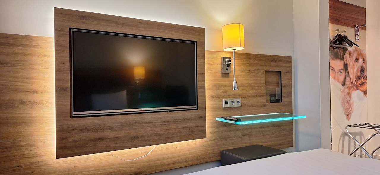 Zimmer MOXY Frankfurt Airport