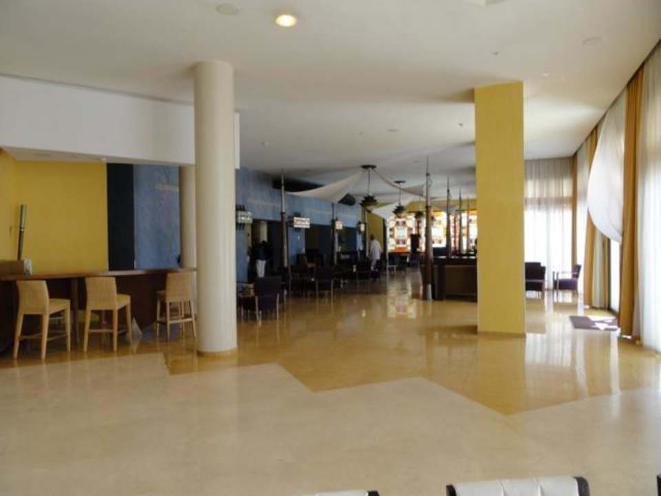 Lobby Iberostar Waves Founty Beach