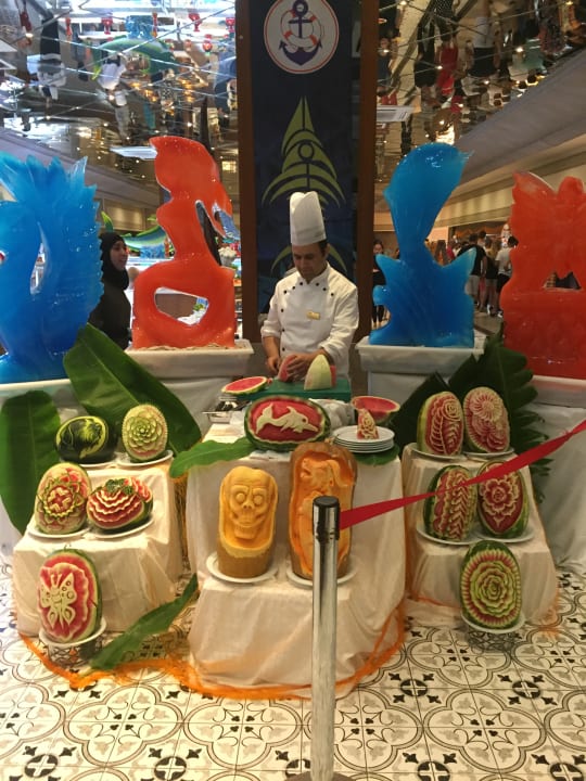 Gastro Royal Holiday Palace