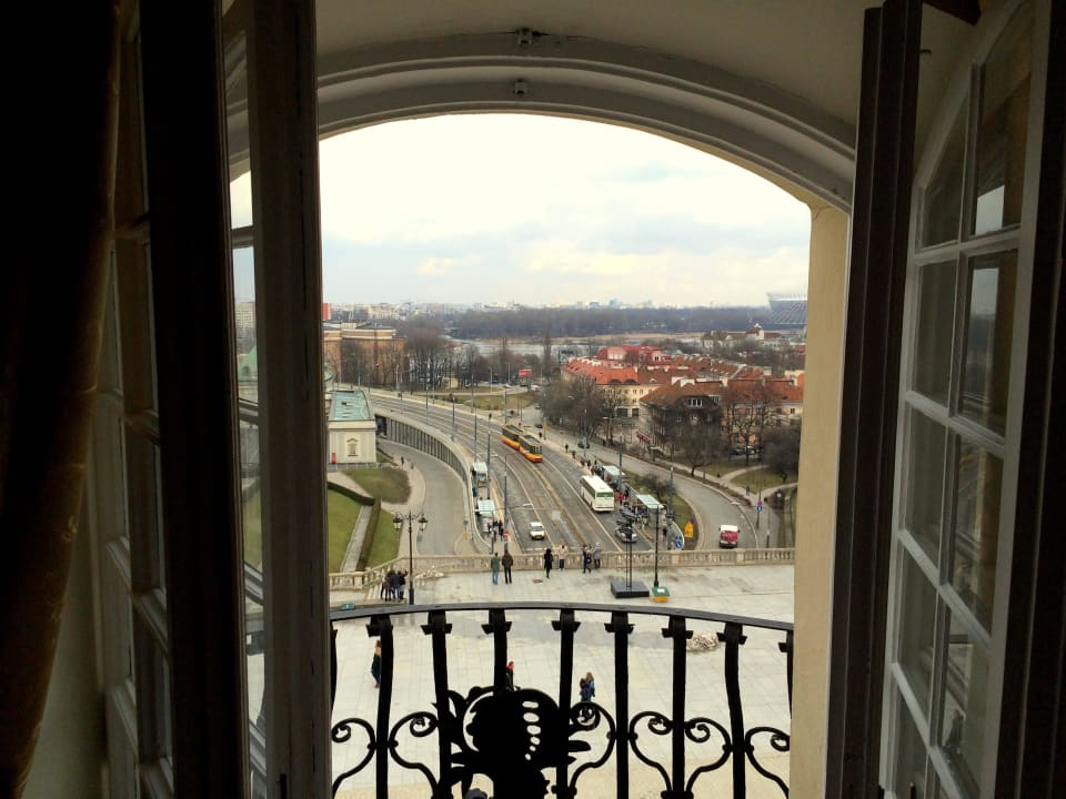 Widok z pokoju Domu Literatrury Dom Literatury Pokoje Goscinne