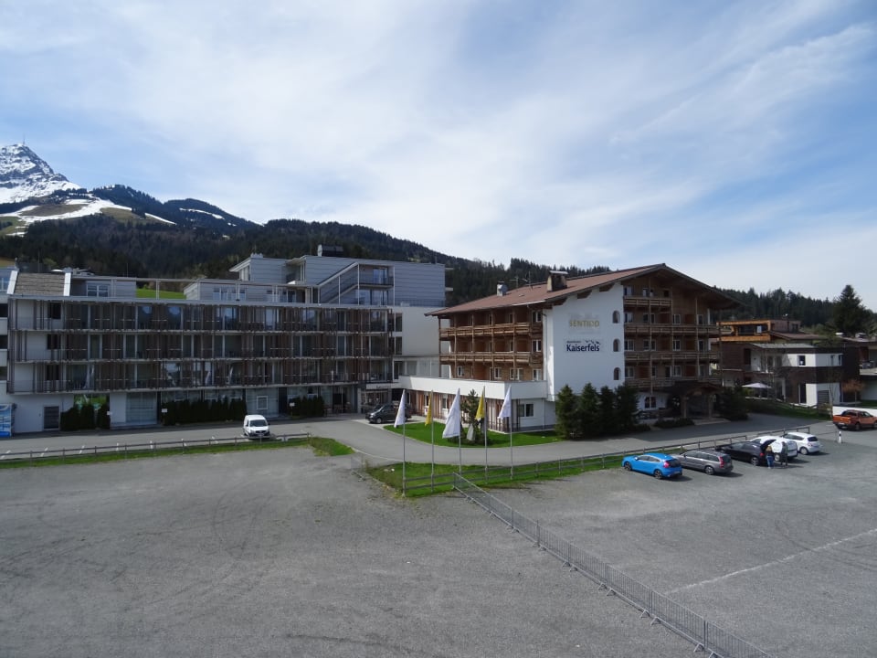 Außenansicht Alpenhotel Kaiserfels