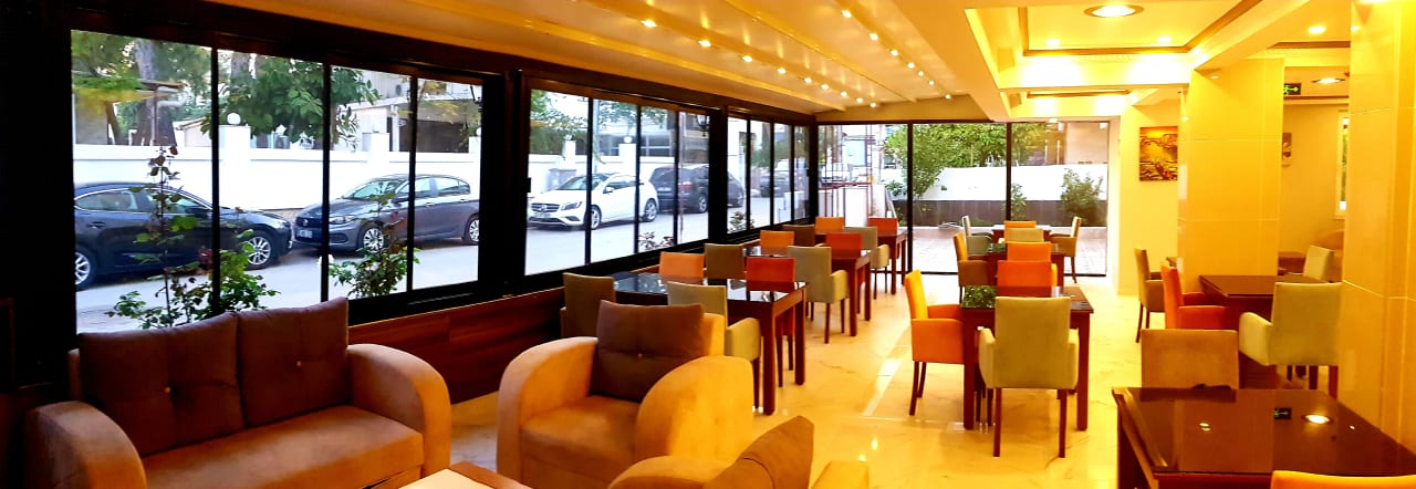 Lobby Lavin Garden Hotel