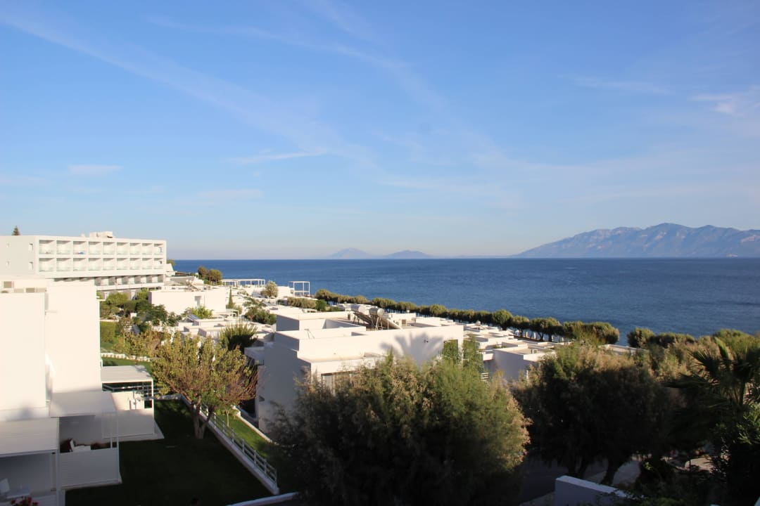 Ausblick von oberen Pool Dimitra Beach Hotel & Suites
