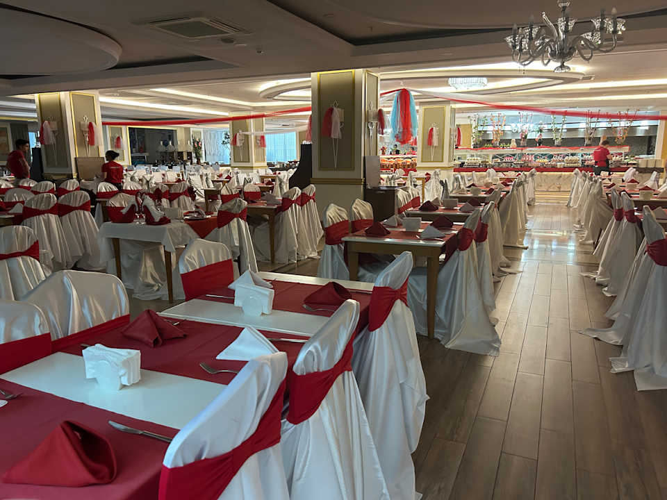 Gastro Dream World Resort & Spa
