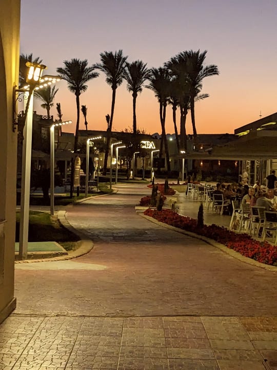 Außenansicht Pickalbatros Alf Leila Wa Leila Resort - Neverland Hurghada