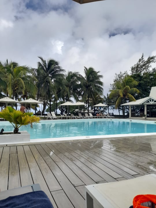 Pool Le Peninsula Bay Beach Resort & Spa