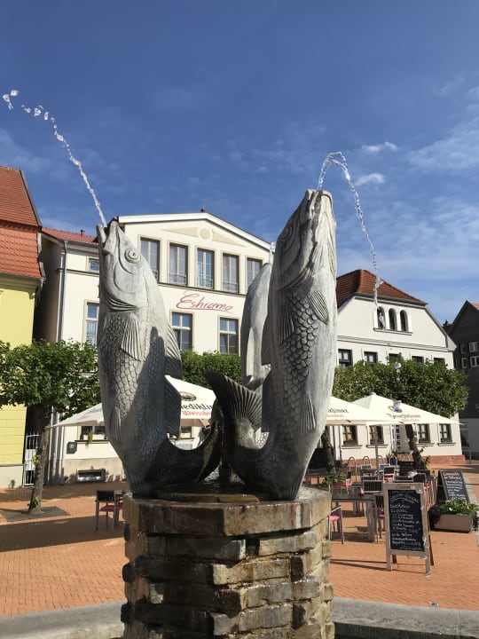 Außenansicht Restaurant & Pension Eshramo