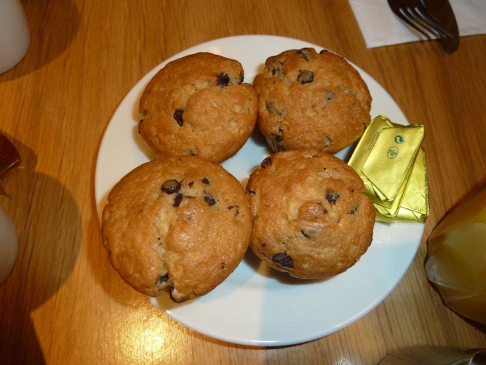 Muffins Hotel Premier Inn London Hammersmith