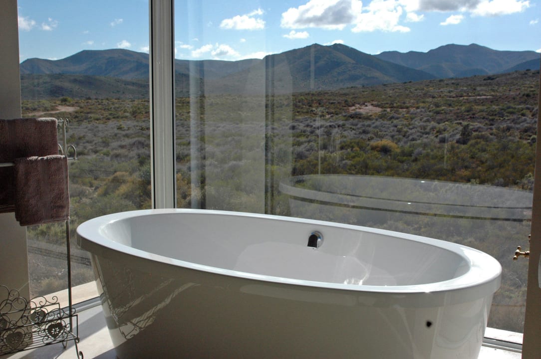 Bath Faraway Cottage Tanagra Wine Farm