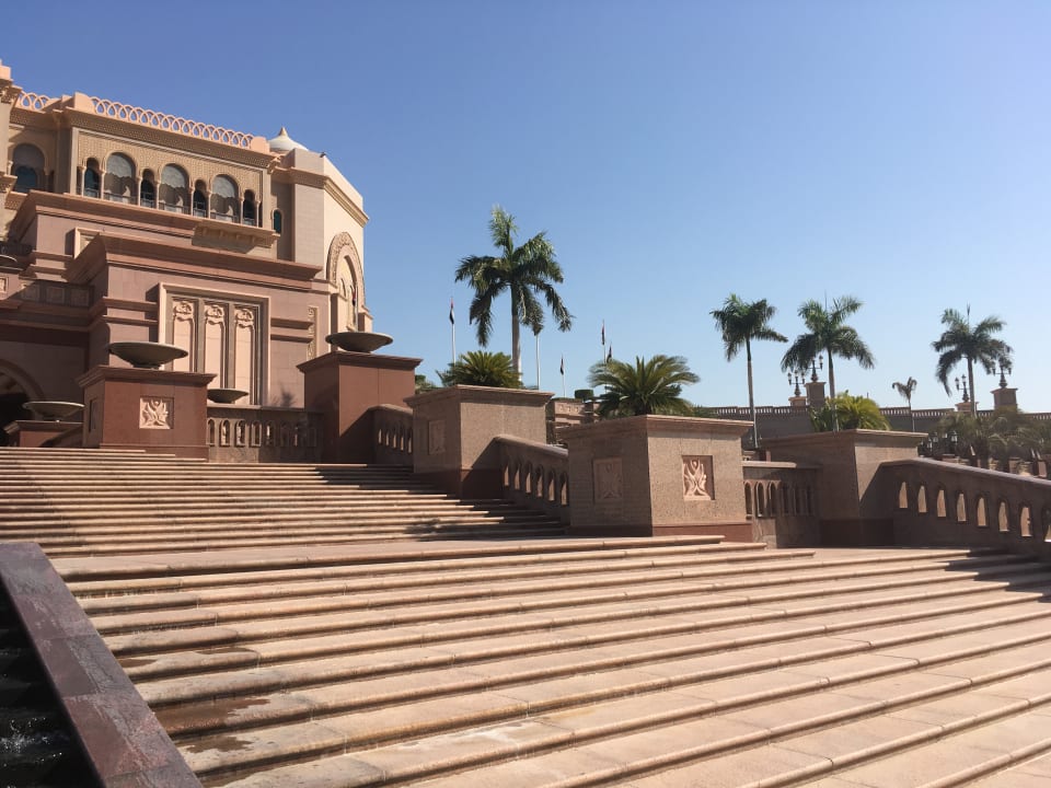 Außenansicht Emirates Palace Mandarin Oriental