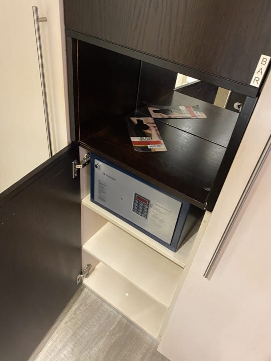 Zimmer Park Inn by Radisson Berlin Alexanderplatz