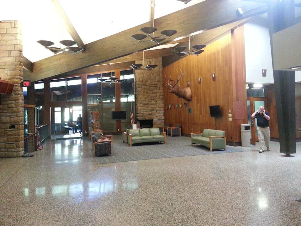 Lobby Jenny Wiley State Resort Park