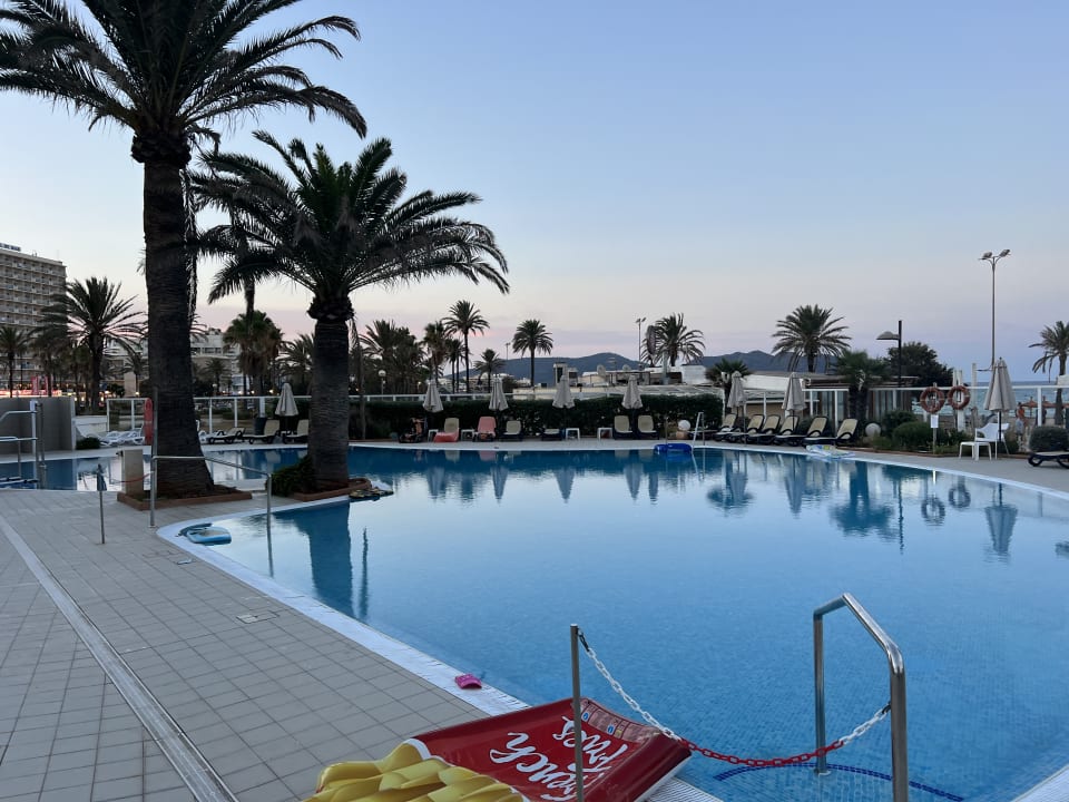 Pool Hipotels Mercedes