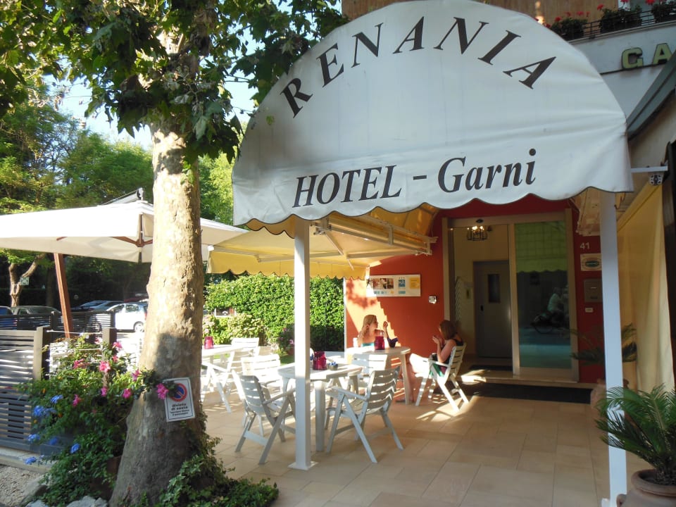 Hoteleingang Hotel Garni Renania