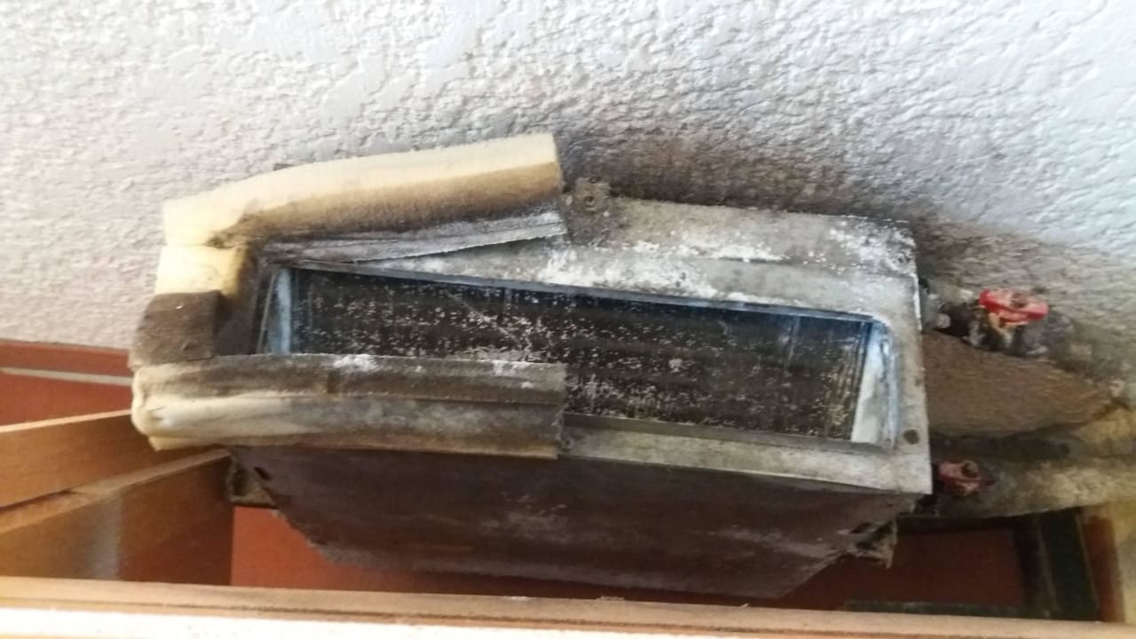 Verschimmelte Klimaanlage Hotel Athos Palace