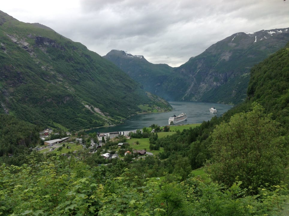 Blick von unserem Balkon Camping & Bungalows Fossen
