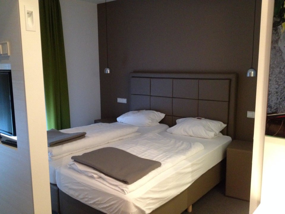 De Luxe Hotel INNdependence