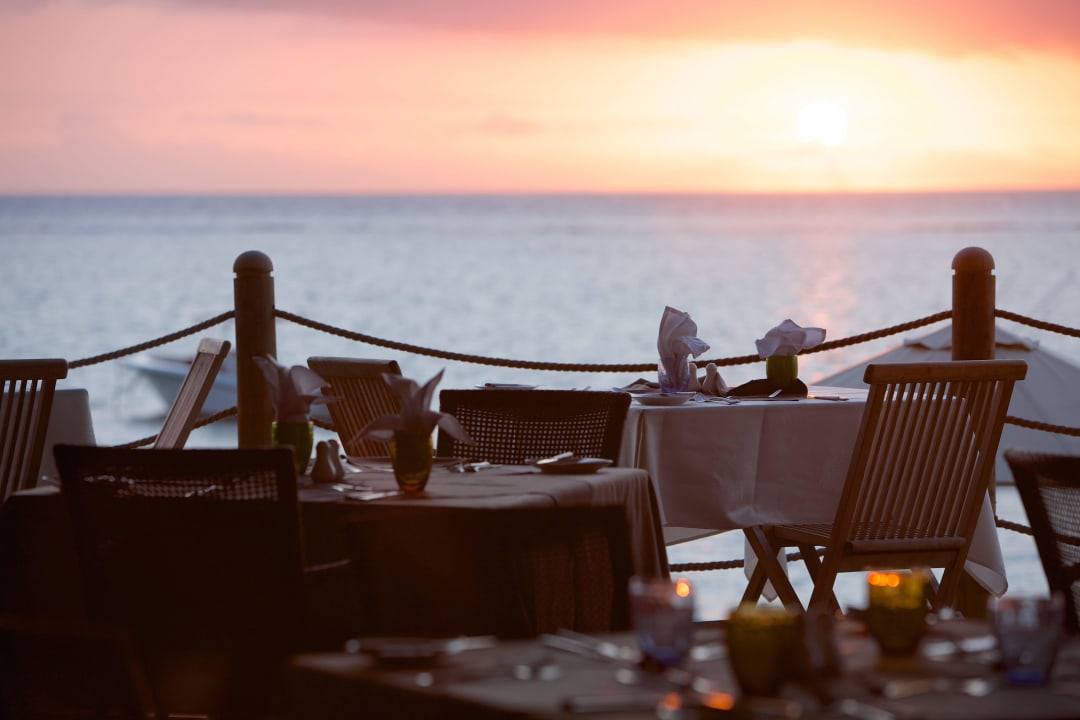 Sunset in the restaurnat Pearle Beach Resort & Spa