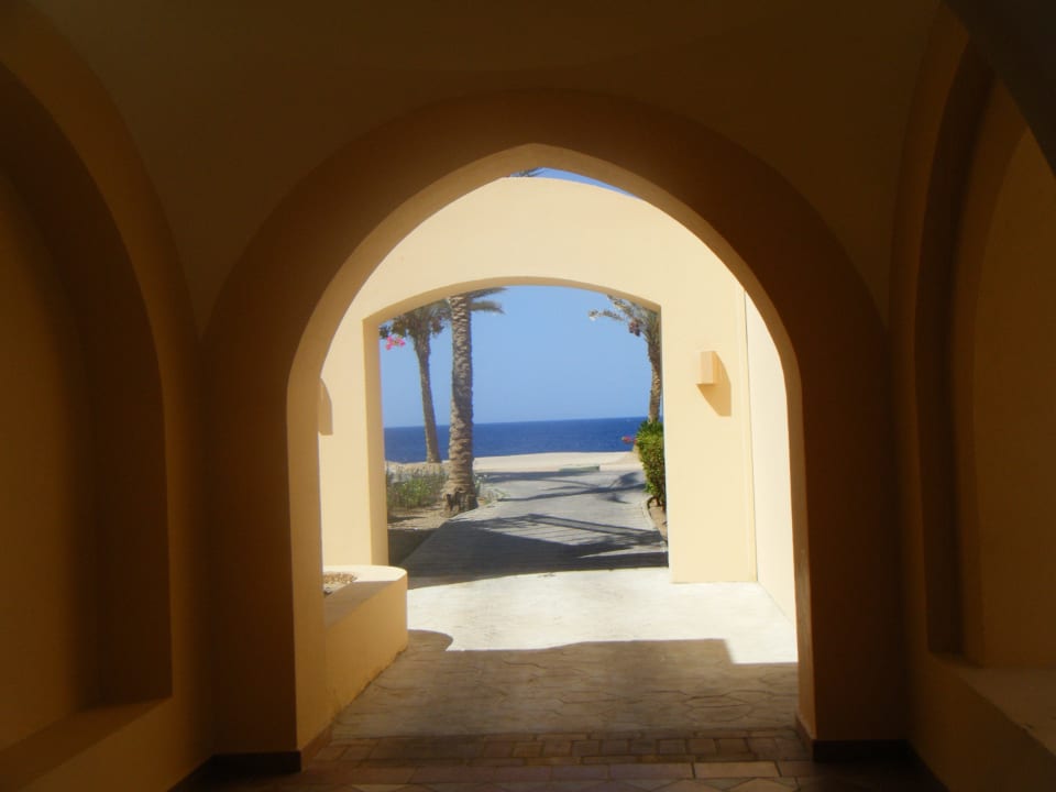 En allant vers la chambre Steigenberger Coraya Beach - Adults only