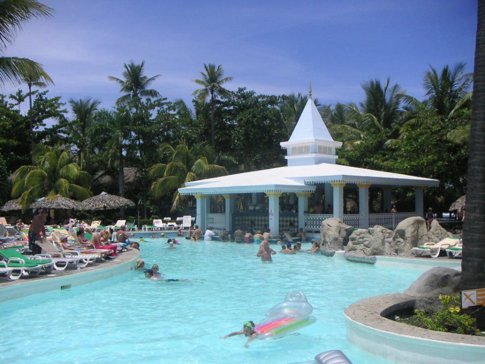 Poolbar Senator Puerto Plata Hotel