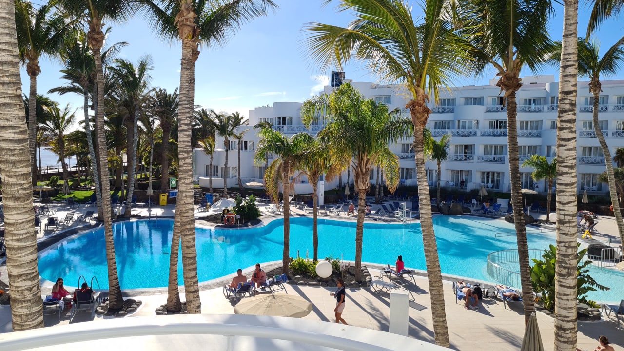 Pool Hipotels La Geria