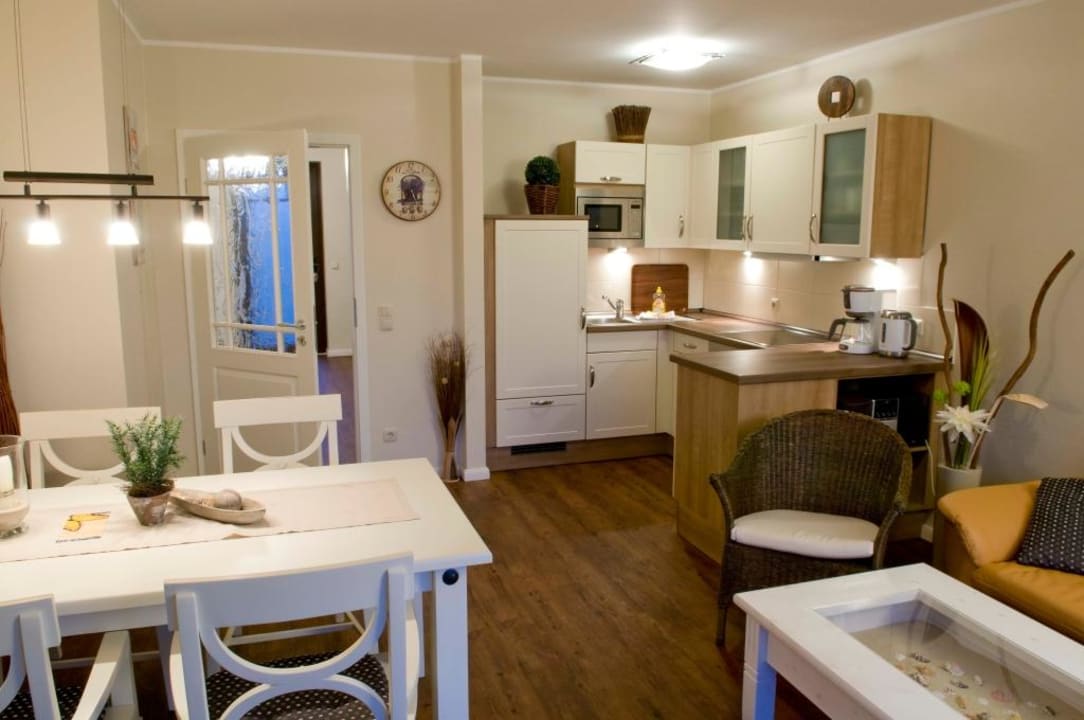 Bsp. Wohnbereich Ferienwohnungen in den Urlaubsräumen Am Meer