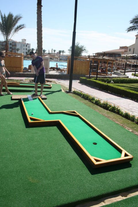 18 Loch Minigolf  Pickalbatros Dana Beach Resort - Hurghada