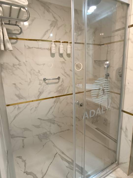 Zimmer Adalya Elite Lara