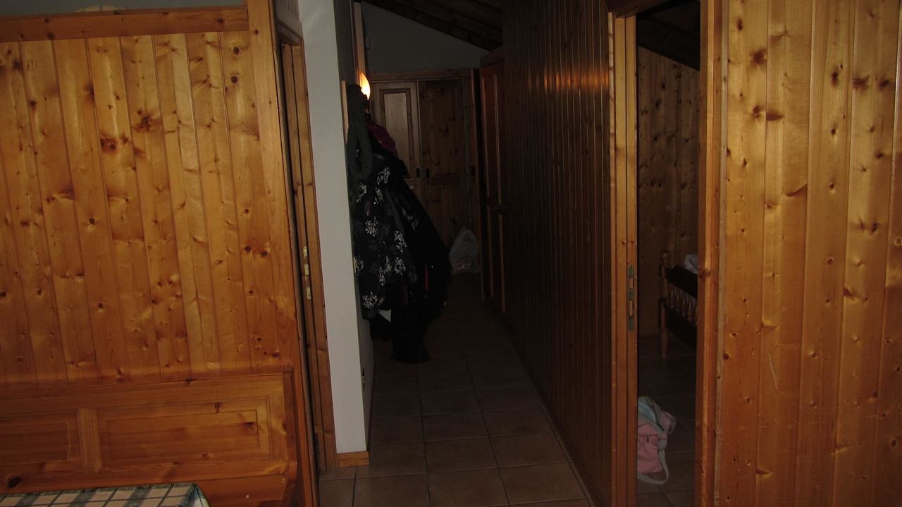 Przestronne wnętrze Residence Aparthotel Des Alpes