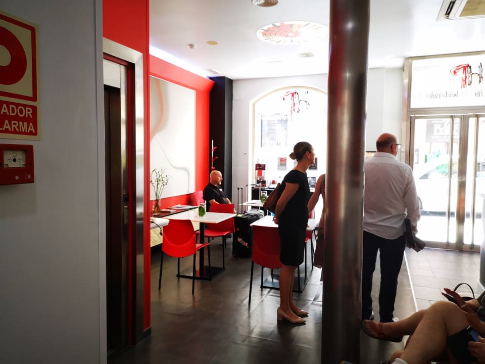 Lobby Hotel Del Pintor