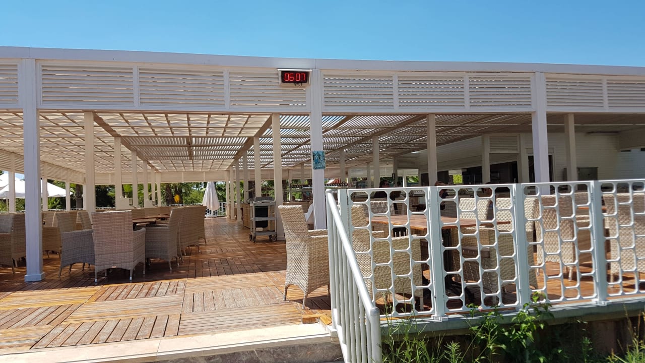 Strand Club Grand Aqua