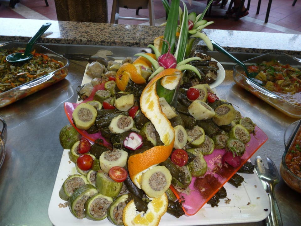 Am Vorspeisenbuffet Grand Yazici Club Marmaris Palace