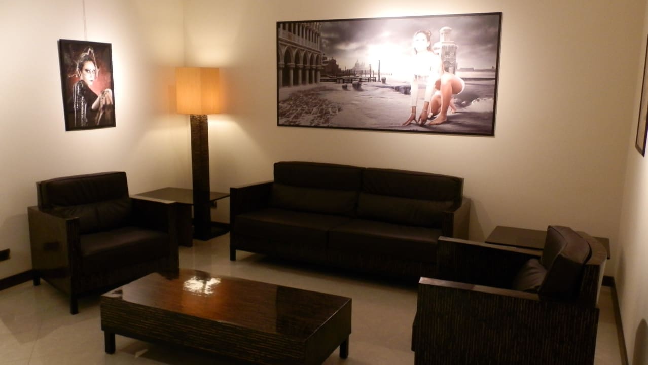 Foyer Nyala Suite Hotel