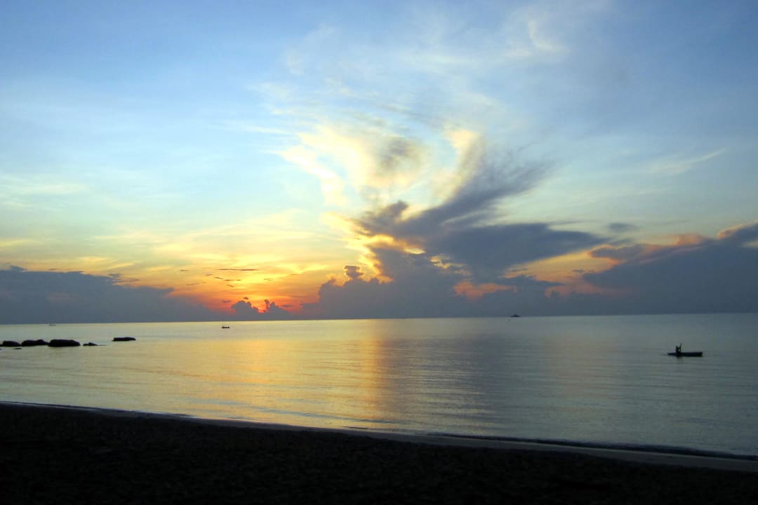 Sonnenaufgang 6:00 Uhr The Fair House Beach Resort