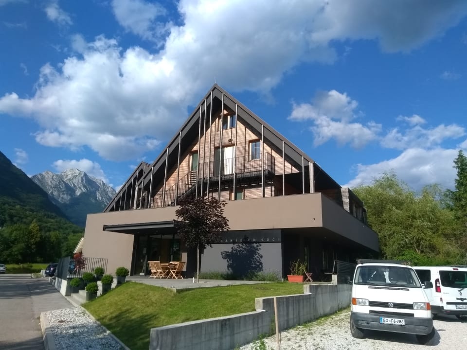 Außenansicht Hotel Sanje OB Soci